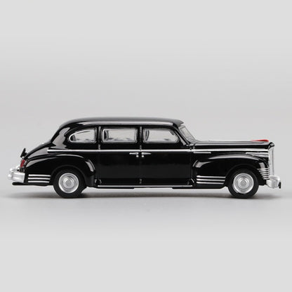 1/64 Scale ZIS-110 Soviet Limousine Diecast Model Car