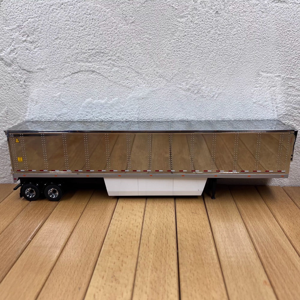 1/50 Scale International LoneStar Sleeper Cab Truck with 53' Refrigerated Van Diecast Model