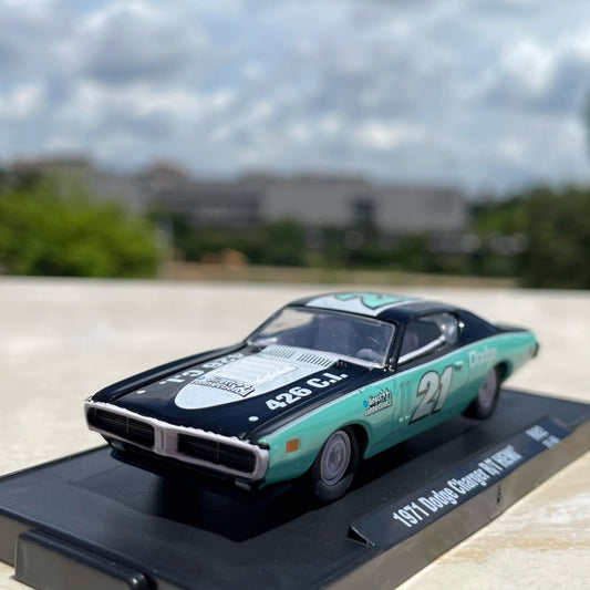 1/64 Scale 1971 Dodge Charger R/T Diecast Model Car