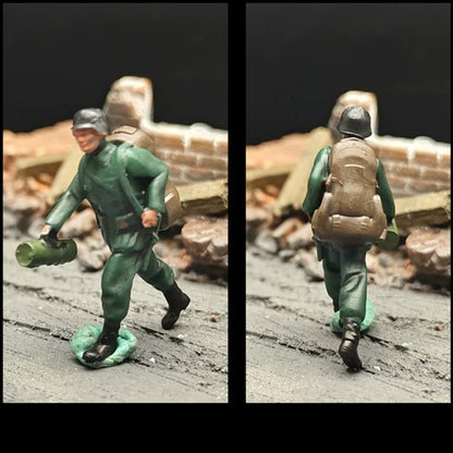 1/72 Scale WWII German Artillery Soldiers Painted Figures for Model Dioramas