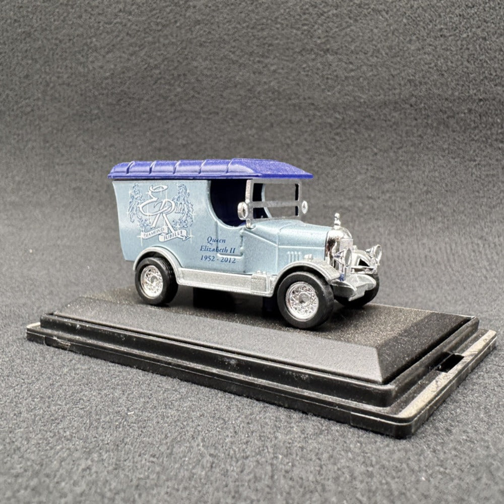 1/76 Scale Morris Oxford Bullnose Queen Elizabeth II's Diamond Jubilee Diecast Model Car