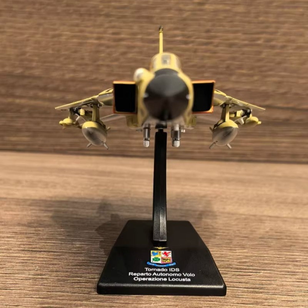 1/100 Scale Panavia Tornado IDS Fighter Bomber Diecast Model Combat Aircraft