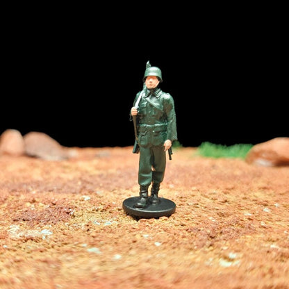 1/72 Scale WWII German Army Soldiers Painted Figurines for Model Dioramas