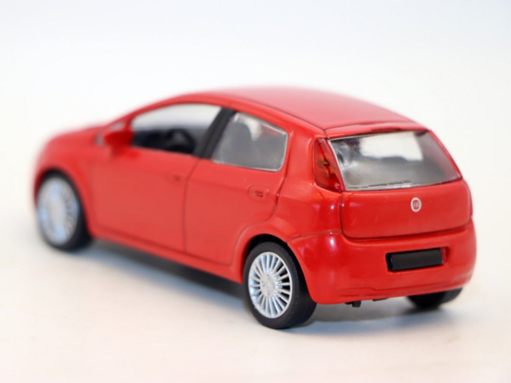 1/43 Scale Fiat Grande Punto Diecast Model Car