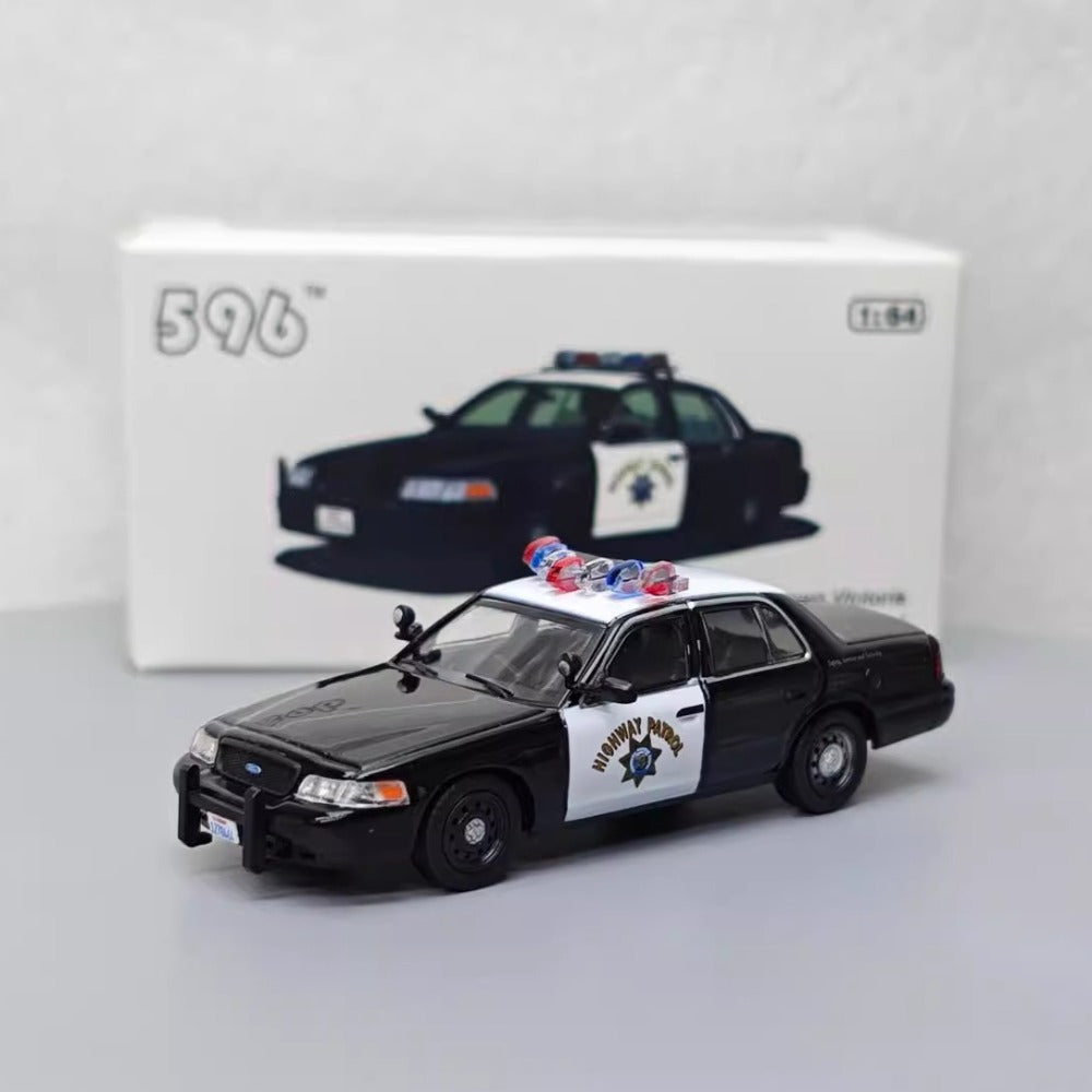 1/64 Scale Ford Crown Victoria California Highway Patrol Diecast Model Car