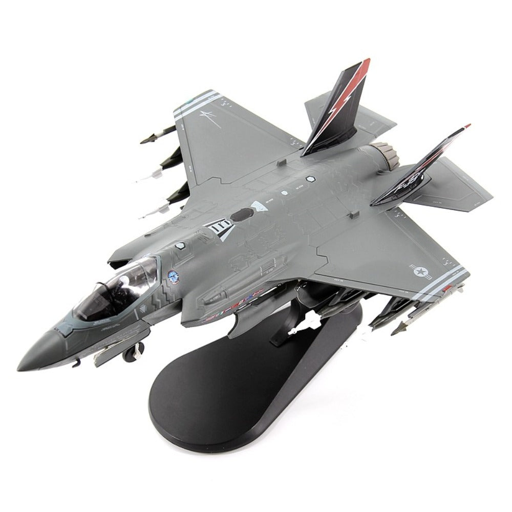 1/72 Scale Lockheed Martin F-35 Lightning II USAF AF-01 Stealth Strike Fighter.Diecast Model