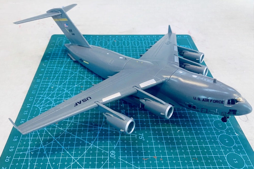 1/200 Scale Boeing C-17 Globemaster III Military Transport Aircraft Diecast Model