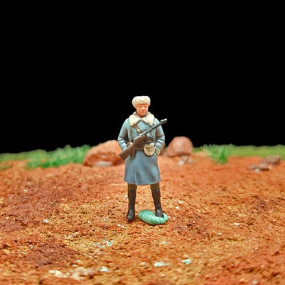 1/72 Scale WWII Soldiers Painted Figurines Set for Model Dioramas