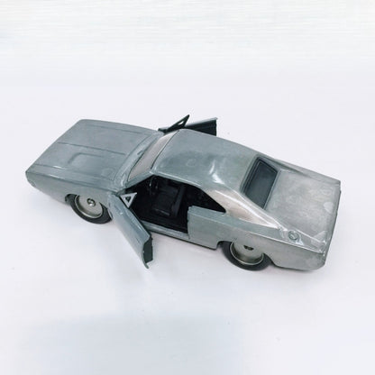 1/32 Scale 1968 Dodge Charger R/T Diecast Model Car