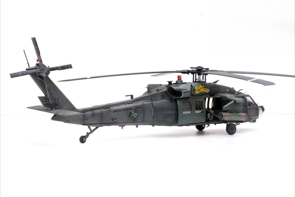 1/72 Scale Sikorsky MH-60L Black Hawk Military Utility Helicopter US Army Super 66 Gunslinger Diecast Model