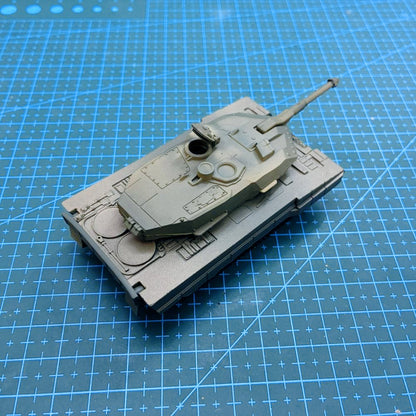 1/72 Scale Leopard 2A5 German Main Battle Tank Pre-built Plastic Collectible Model
