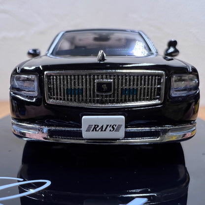 1/64 Scale Toyota Century Luxury Car Diecast Model