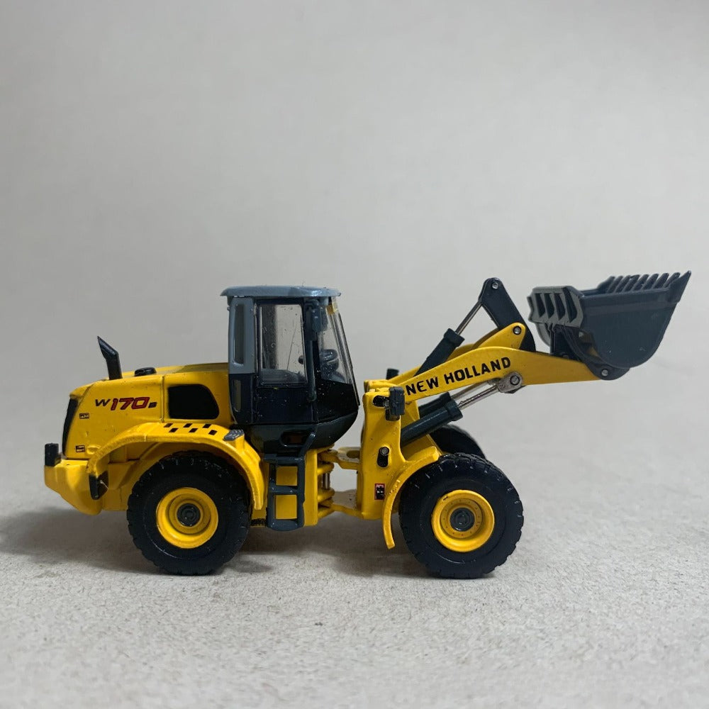 1/87 Scale New Holland W170B Wheel Loader Diecast Model