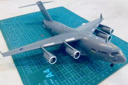 1/200 Scale Boeing C-17 Globemaster III Military Transport Aircraft Diecast Model