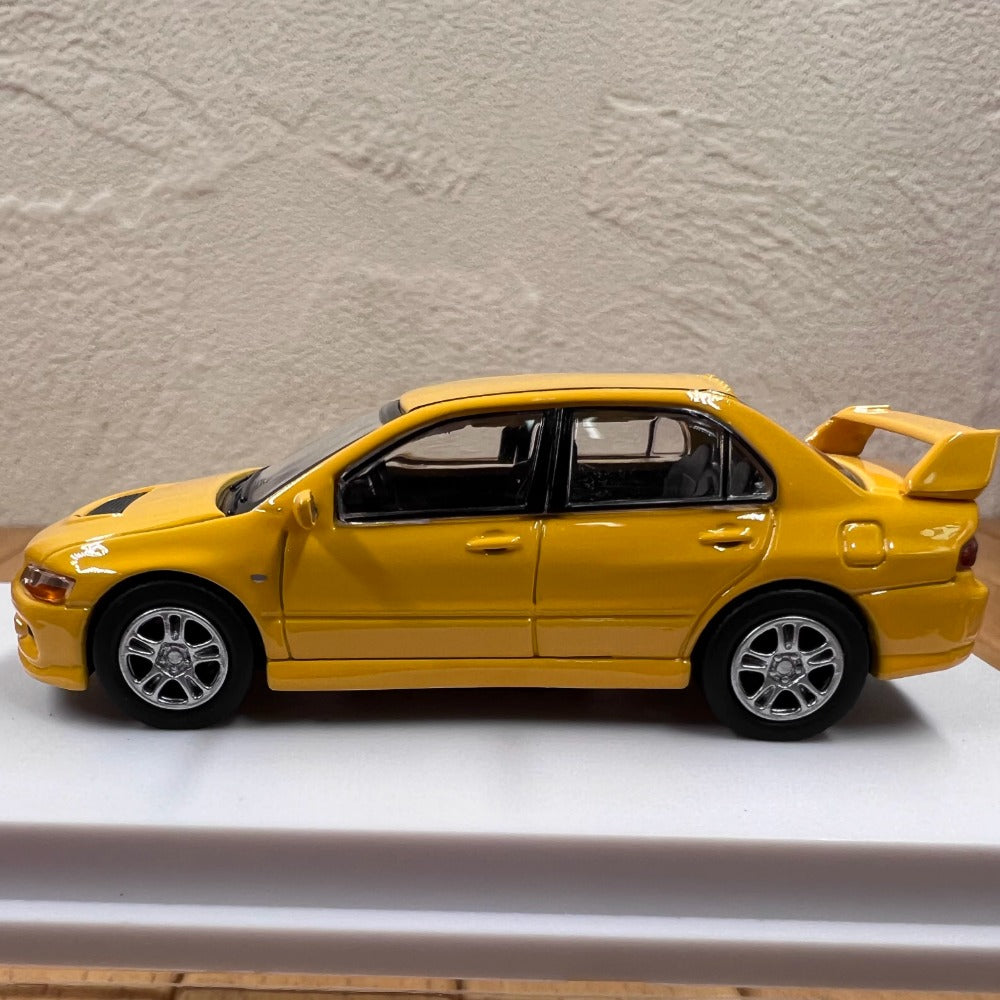 1/64 Scale Mitsubishi Lancer Evolution IX Diecast Model Car