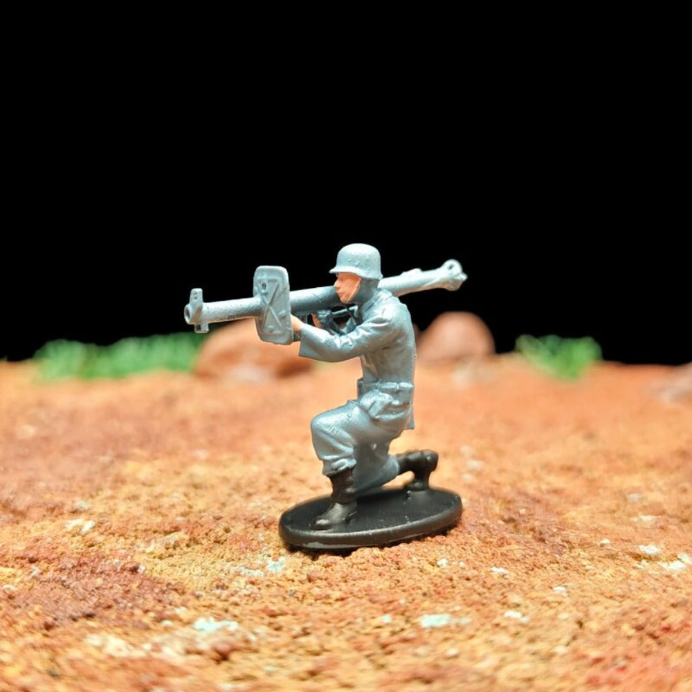 1/72 Scale WWII German Army Soldiers Painted Figures for Model Dioramas