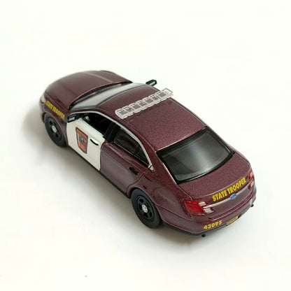 1/64 Scale Ford Taurus Minnesota State Patrol Police Interceptor Sedan Diecast Model Car