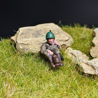 1/72 Scale WWII Polish Soldiers Painted Figurines for Model Dioramas