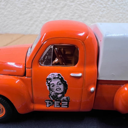 1/64 Scale 1950 Studebaker 2R Truck PEZ Diecast Model Car