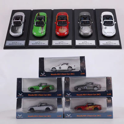 1/64 Scale Mazda MX-5 Sports Car Diecast Model