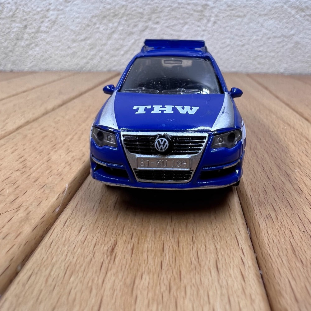 1/64 Scale Volkswagen Passat 2.0 FSI Technisches Hilfswerk Diecast Model Car