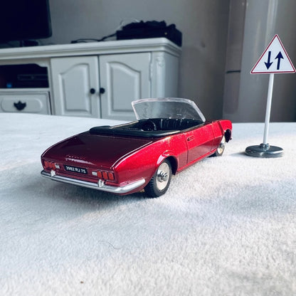 1/43 Scale Peugeot 504 Cabriolet Convertible Car Diecast Model