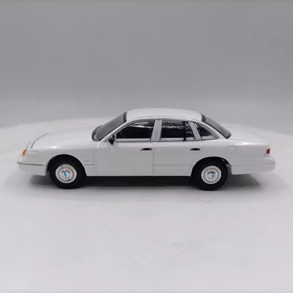1/64 Scale Ford Crown Victoria Police Interceptor Diecast Model Car
