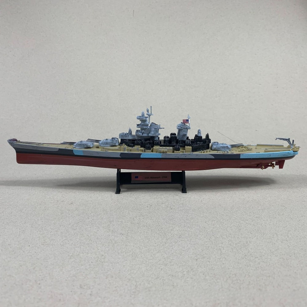 1/1000 Scale 1944 USS Missouri BB-63 WWII US Battleship Diecast Model