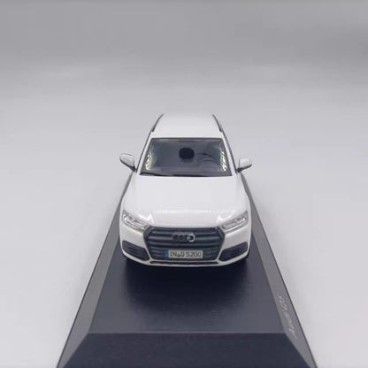 1/43 Scale Audi Q5 SUV Diecast Model Car