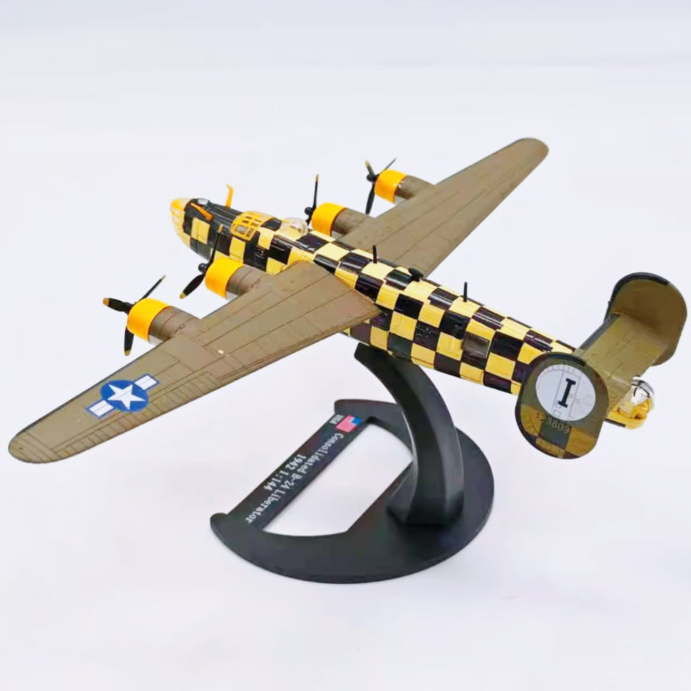 1/144 Scale 1944 Consolidated B-24D Liberator WWII American Heavy Bomber Diecast Aircraft Model