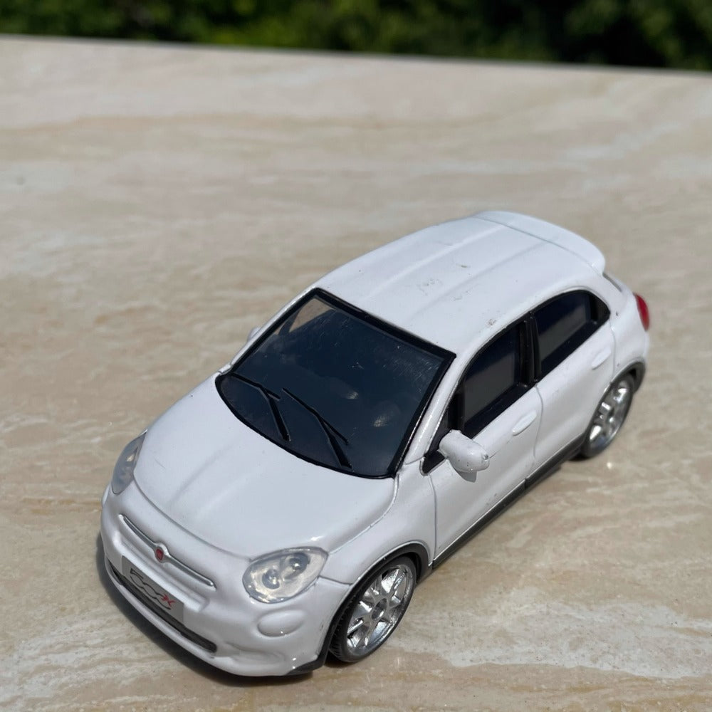 1/43 Scale Fiat 500X Subcompact Crossover SUV Diecast Model Car