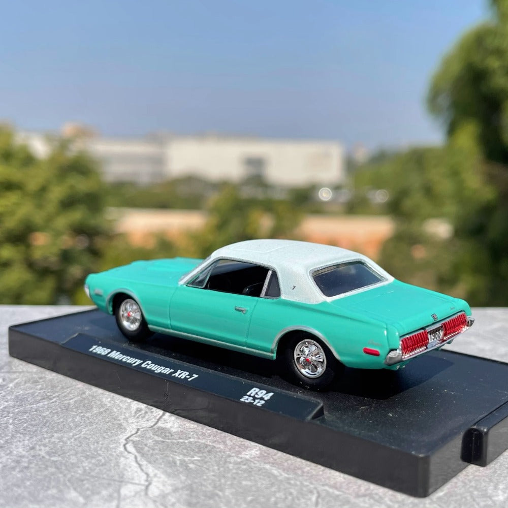 1/64 Scale 1968 Mercury Cougar XR-7 Pony Car Diecast Model