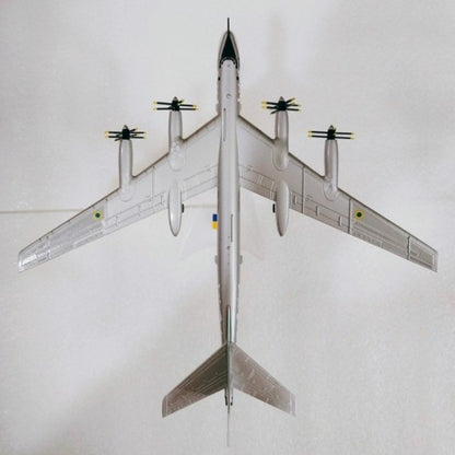 1/200 Scale Tupolev Tu-95 Bear Strategic Bomber Diecast Model Aircraft
