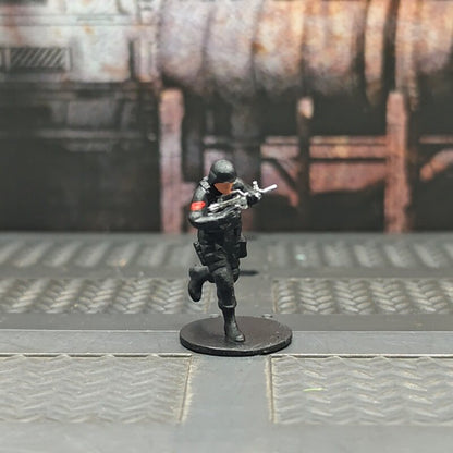 1/72 Scale Army Soldiers Painted Figurines for Model Dioramas