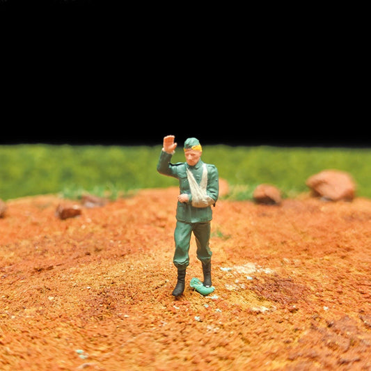 1/72 Scale WWII Wounded Soldiers Painted Figures for Model Dioramas