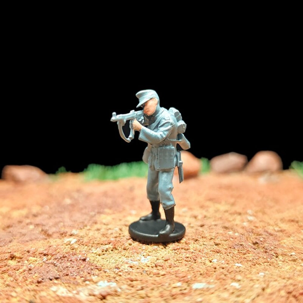 1/72 Scale WWII German Soldiers Painted Miniature Figures Set for Model Dioramas