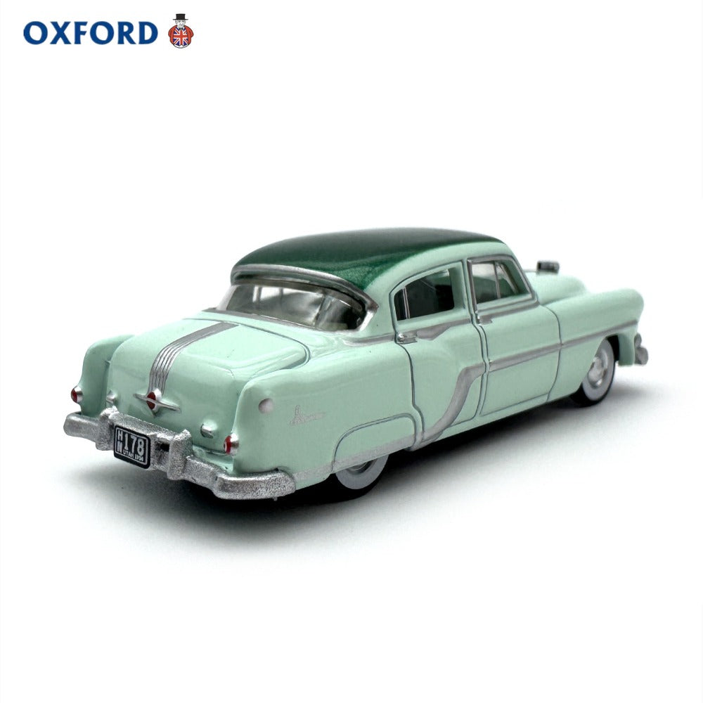 1/87 Scale 1954 Pontiac Chieftain Green Diecast Model Car