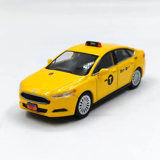 1/64 Scale 2013 Ford Fusion New York City Taxi Diecast Model Car