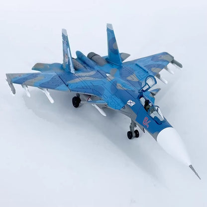 1/100 Scale Sukhoi Su-33 Flanker-D Soviet/Russian All-Weather Carrier-Based Air Superiority Fighter Diecast Model