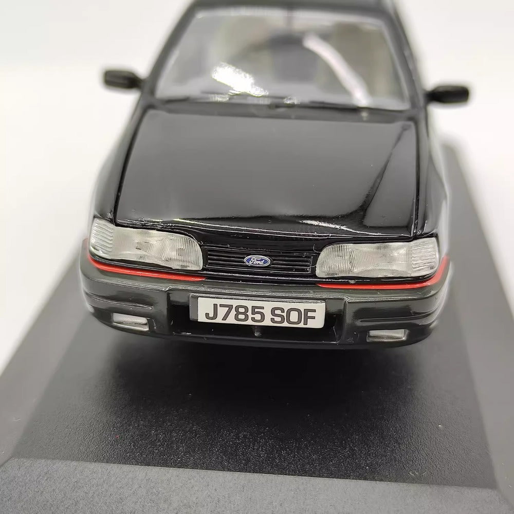 1/43 Scale Ford Sierra Sapphire GLS Diecast Model Car