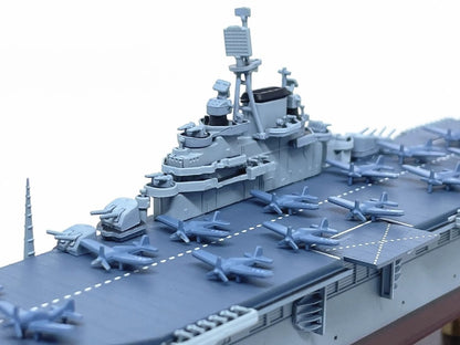 1/1000 Scale USS Essex CV-9 Aircraft Carrier WWII US Navy Diecast Model Ship