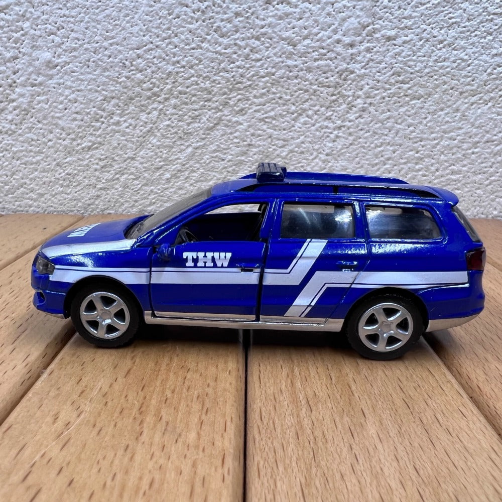 1/64 Scale Volkswagen Passat 2.0 FSI Technisches Hilfswerk Diecast Model Car