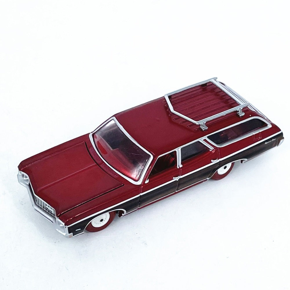 1/64 Scale 1972 Chevrolet Kingswood Estate Station Wagon Diecast Model Car