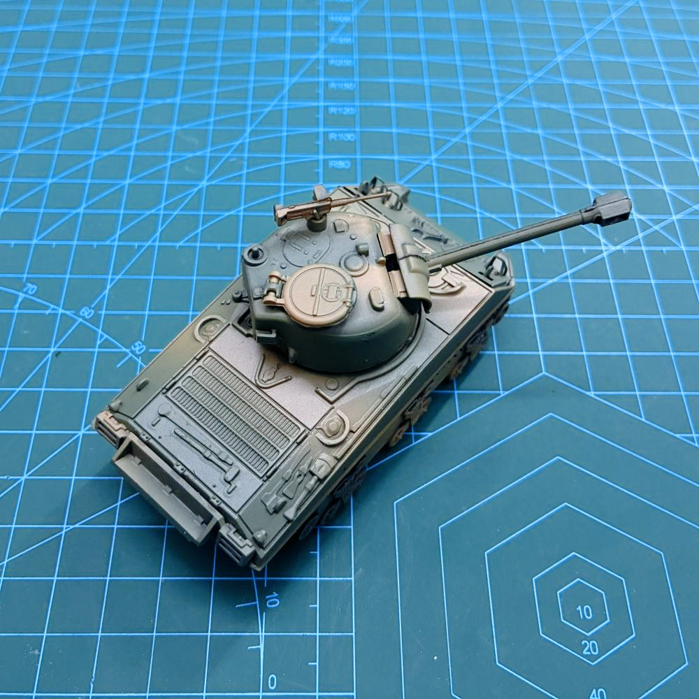 1/72 Scale M4A3 Sherman Medium Tank Pre-built Plastic Collectible Model