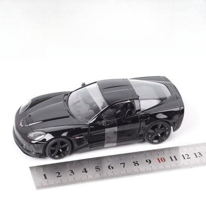 1/32 Scale Chevrolet Corvette Z06 Sports Car Diecast Model