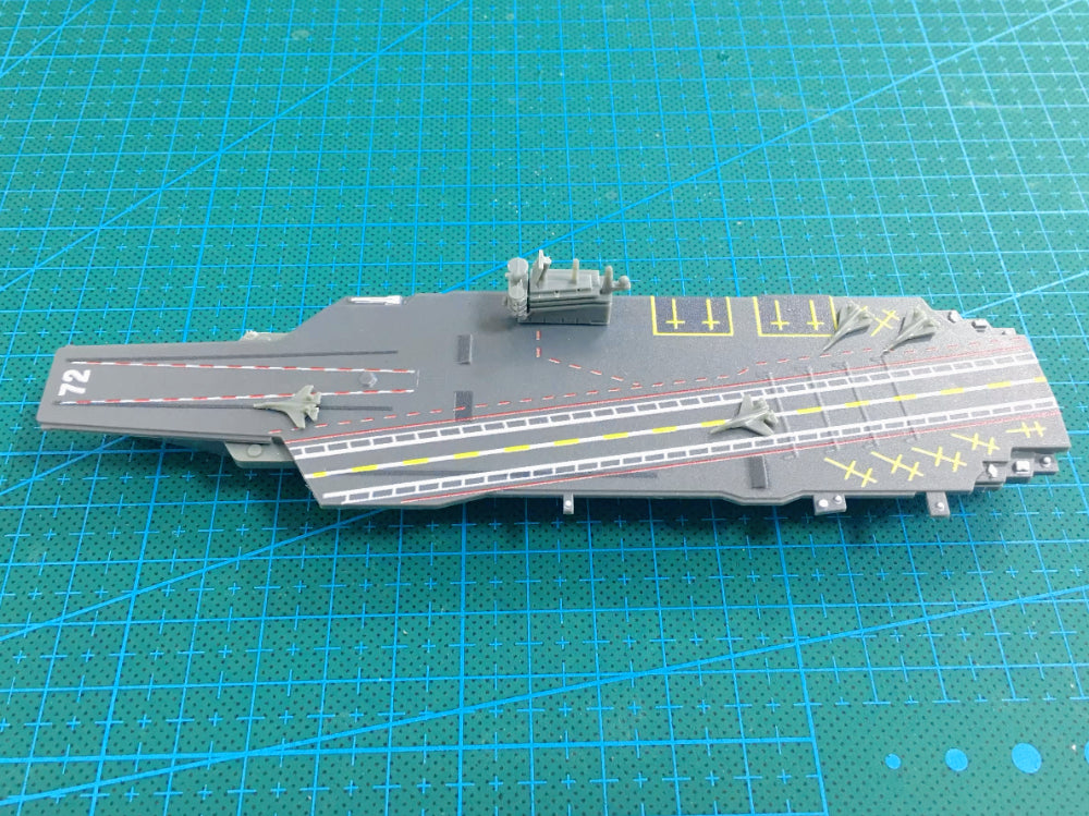 1/2100 Scale USS Abraham Lincoln CVN-72 Nimitz-Class Aircraft Carrier Pre-built Plastic Collectible Model Ship