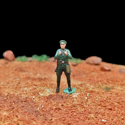 1/72 Scale WWII German Soldiers Painted Figurines Set for Model Dioramas