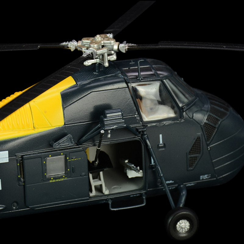 pre-built H-34 Choctaw helicopter model