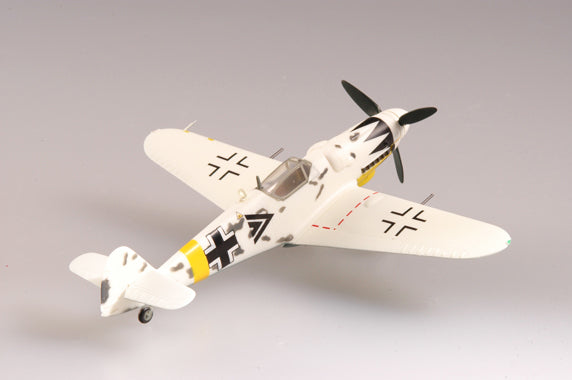 1/72 scale prebuilt Bf 109G-6 fighter airplane model 37259