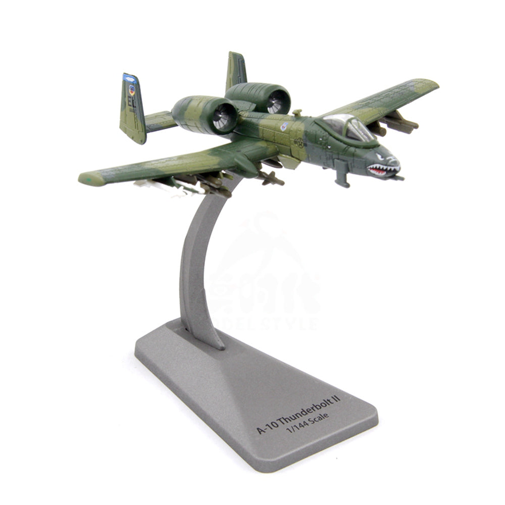 1/144 scale A-10 Thunderbolt II jet aircraft diecast model